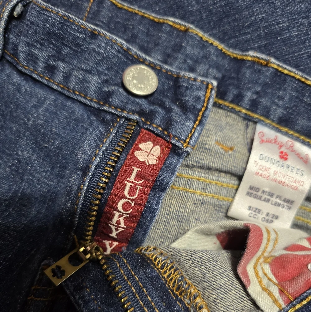 Y2K Lucky Brand Mid-Rise Flare Jeans, Medium-Dark Wash, Size 8, EUC!